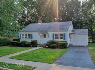 51 N Island Ave, Ramsey, NJ 07446