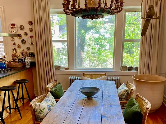 Rented by Nest Seekers International | media 37