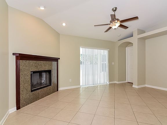 3rd image of 1715 Erin Brooke Dr