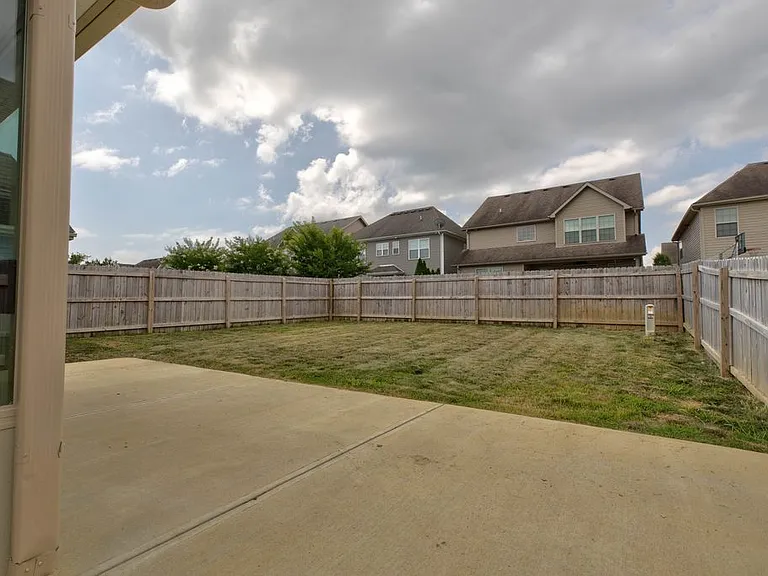 3752 Sunflower St — Photo 8