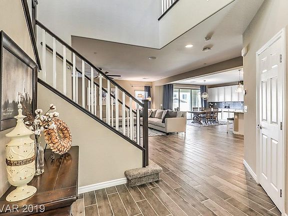 4th image of 1562 Orchard Falls Ct