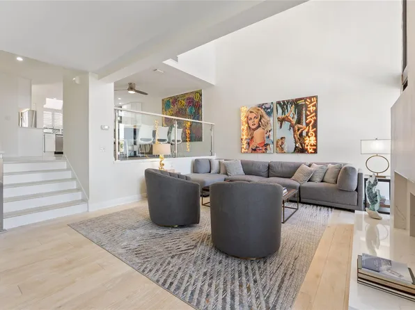 26 Portside Drive, Fort Lauderdale, FL 33316