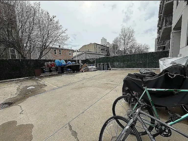 832 Lexington Ave #608C — Photo 5