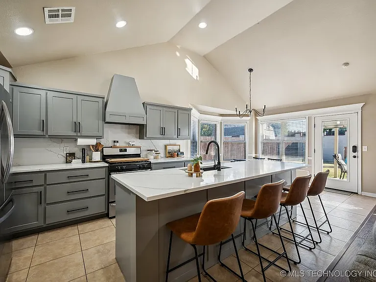 9217 N 144th East Ave — Photo 11