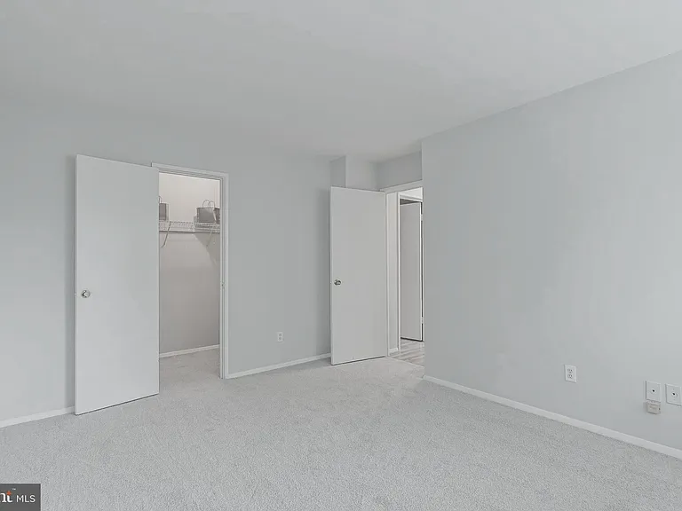 8000 Le Havre Pl #12 — Photo 13