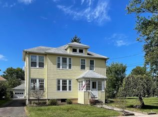 33 Vincent St, West Hartford, CT 06119