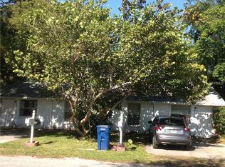 2319 52nd Ave E, Bradenton, FL 34203