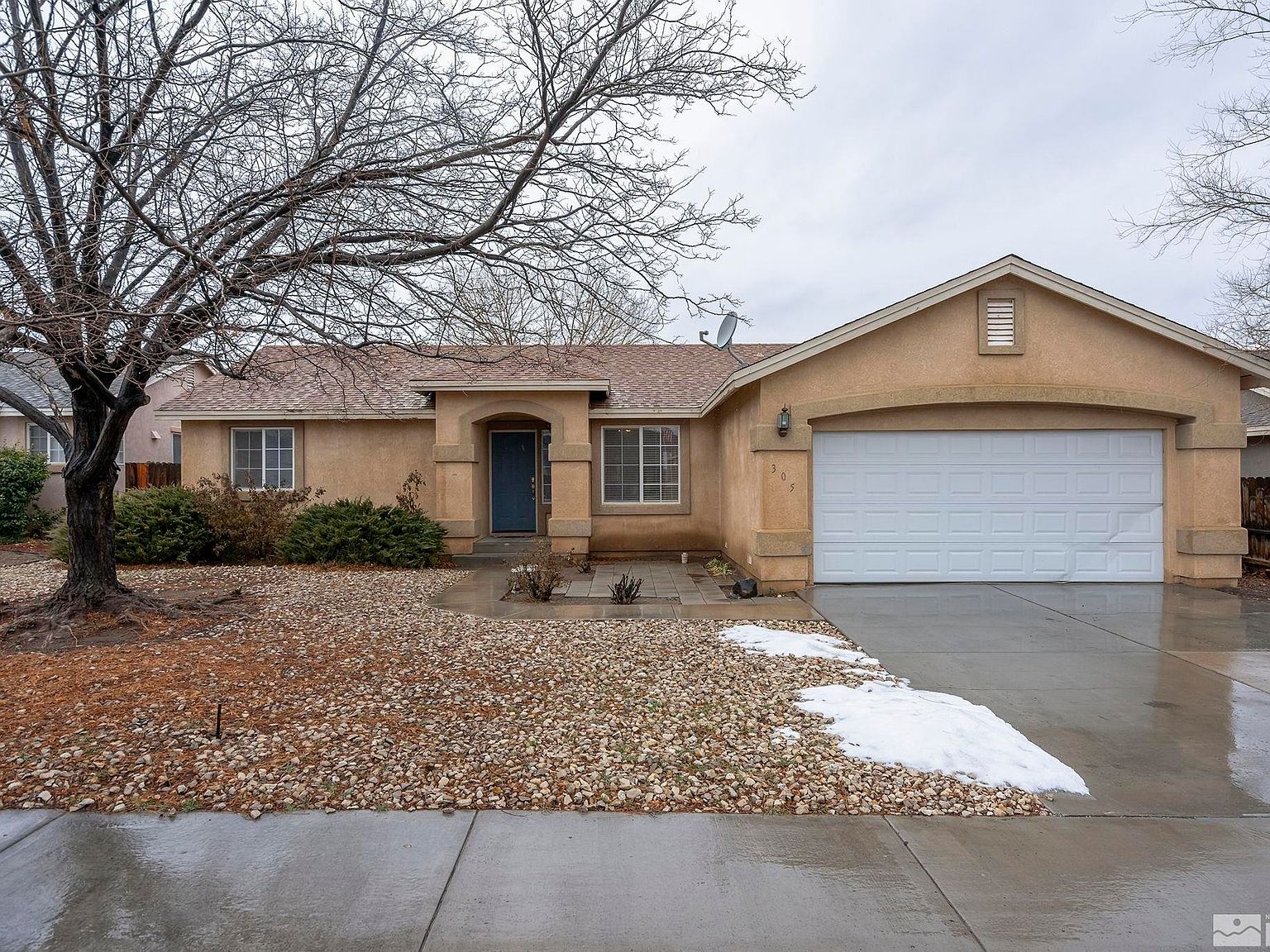 305 Marshall St, Fernley, NV 89408 Zillow