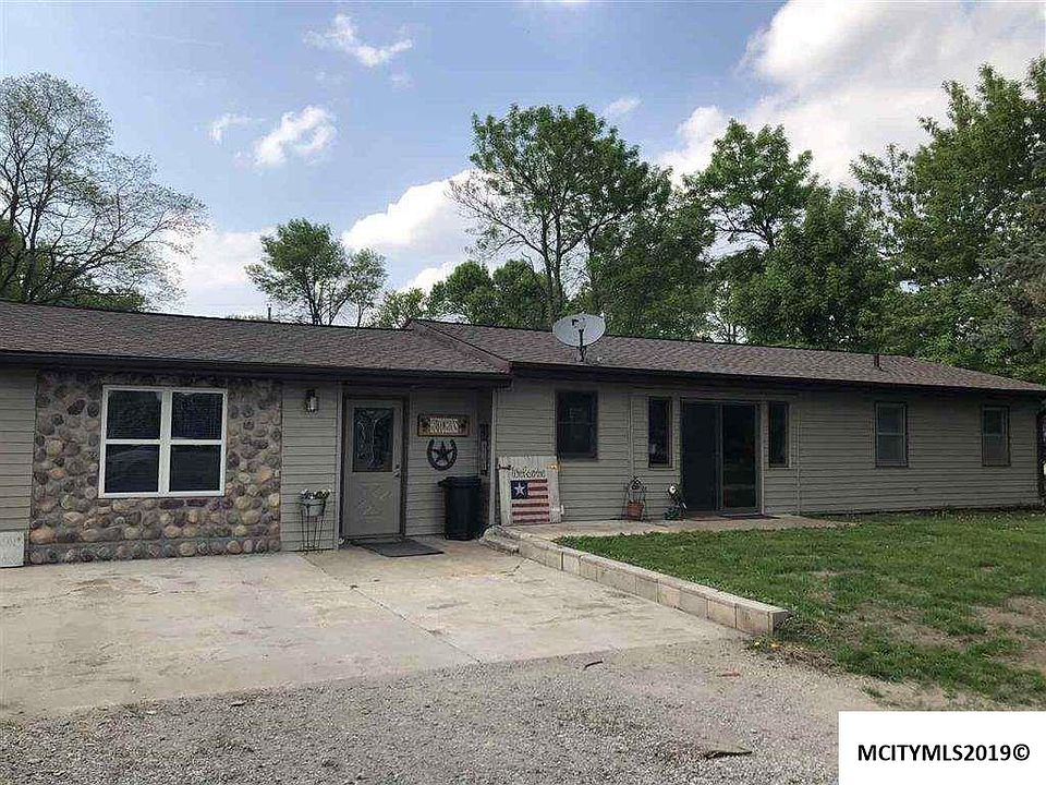 1st image of 3220 Birch Dr