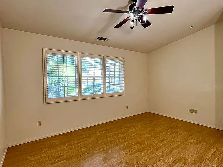 153 Las Flores Dr — Photo 10