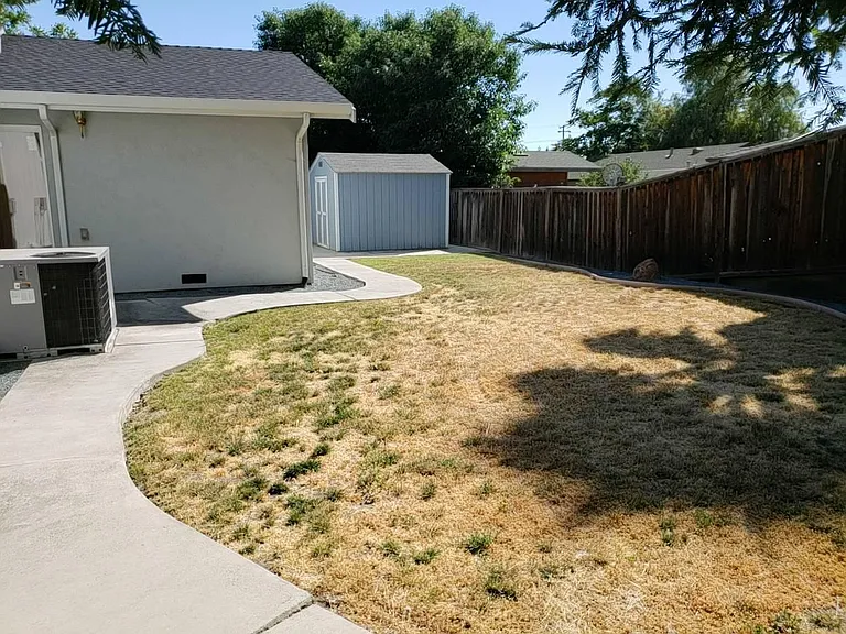 1567 Sutherland Ct — Photo 11