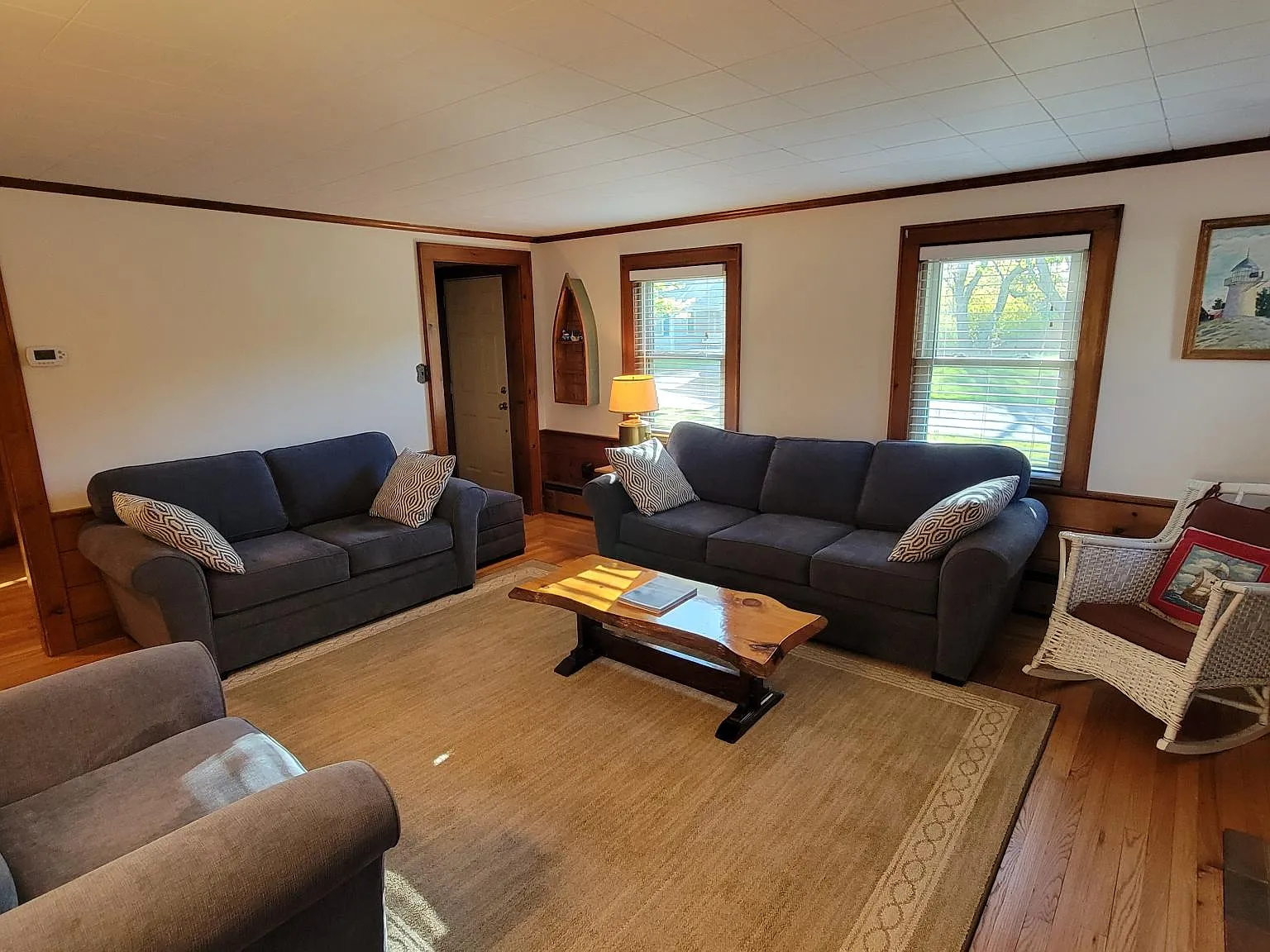 2 bed, 1044 sqft, $2,900 — Photo 3