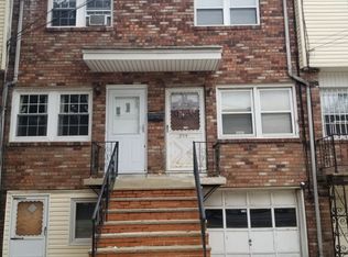 420 Woodlawn Ave, Jersey City, NJ 07305
