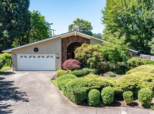 3096 Takena St SW, Albany, OR 97321