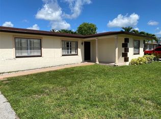 6725 SW 134th Pl #1, Miami, FL 33183