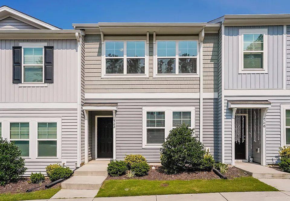 542 Landing View Dr
