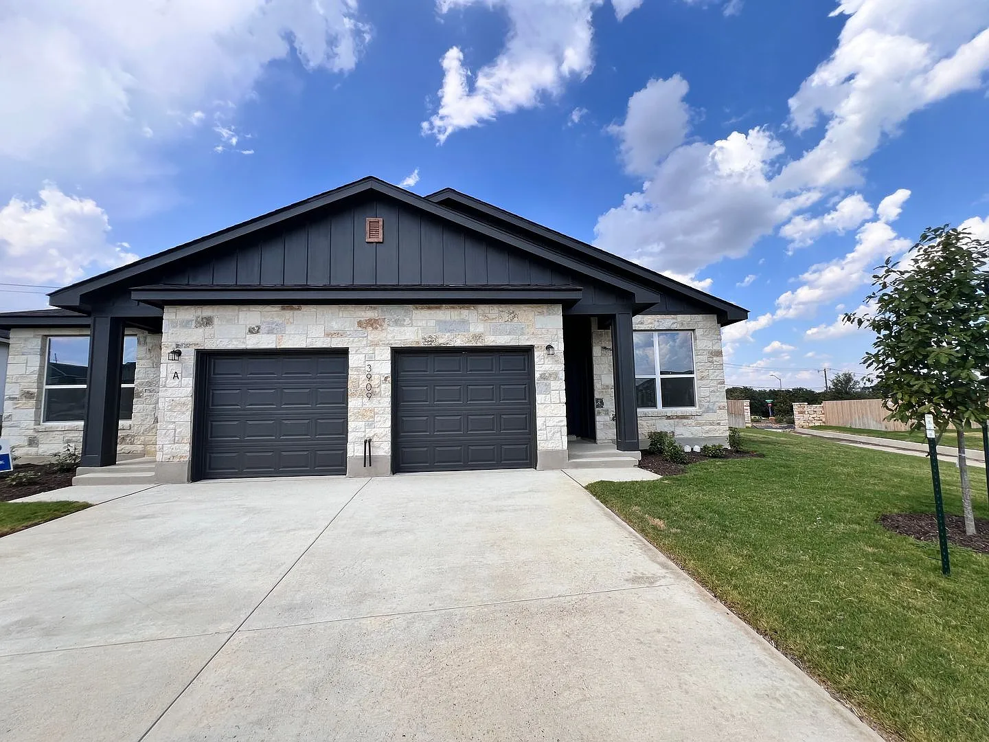 3909 American Elm-Builder Warranty — Photo 1