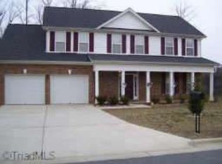 728 Pecan Ridge Cir, Kernersville, NC 27284
