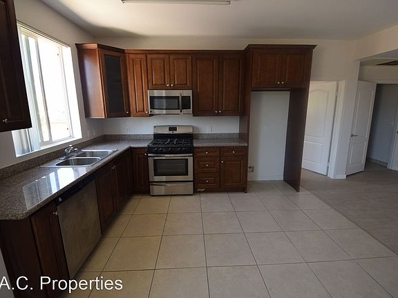 3rd image of 7122 Amigo Ave APT 101