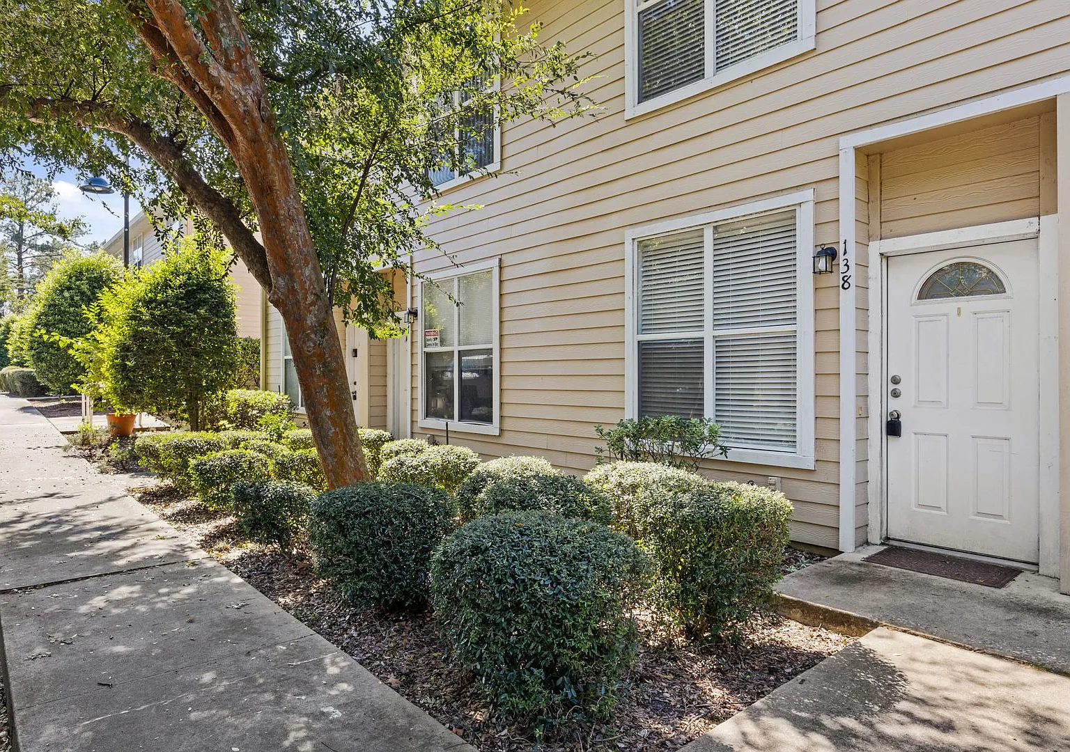 Just Reduced!! Close to UF Two Story Townhouse — Photo 1