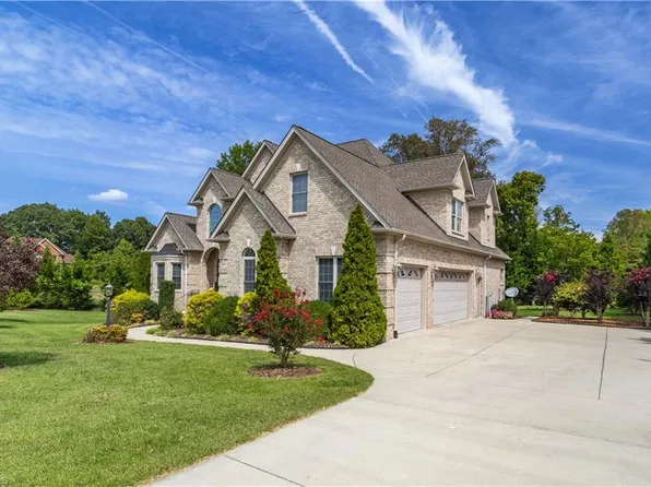 201 Magnolia Ln, Archdale, NC 27263