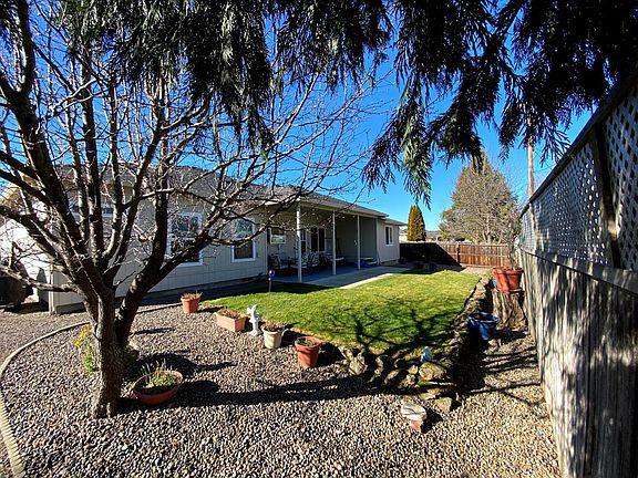 2nd image of 338 Silver Creek Dr