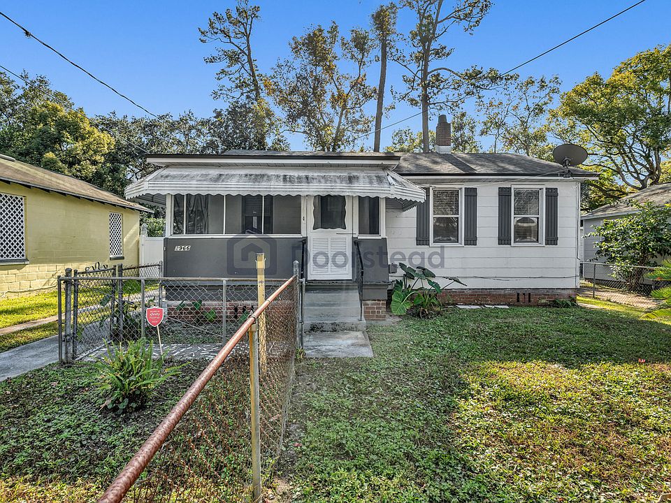 1st image of 2966 Dellwood Ave