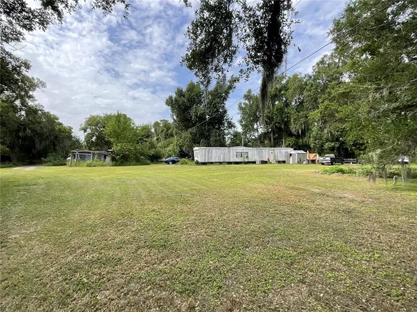3406 Holloway Rd, Plant City, FL 33567