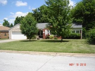 1059 E Portland St, Springfield, MO 65807