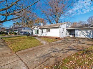 20355 Caniff St, Clinton Township, MI 48035