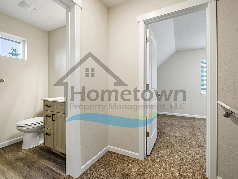 1358-1 N Sadee Ln — Photo 4
