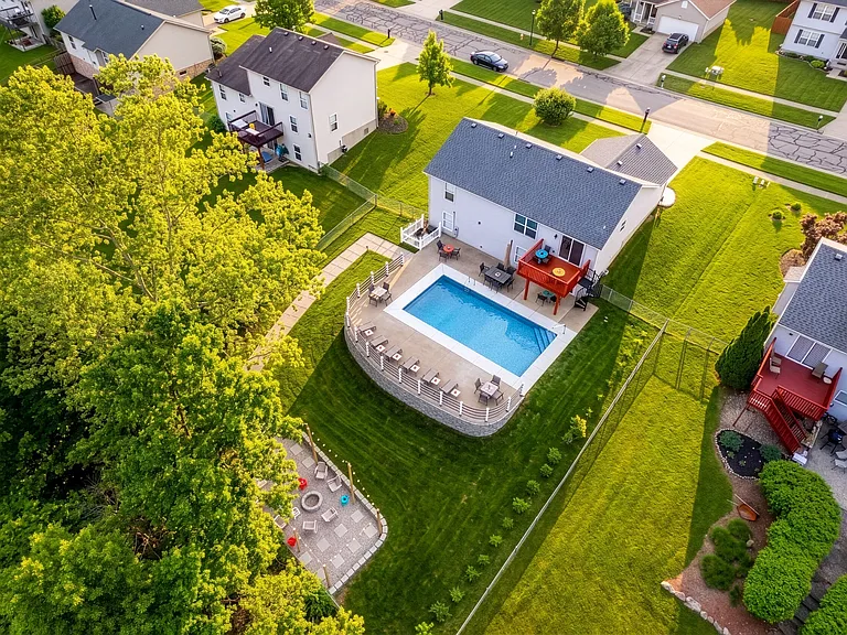 6824 Beagle Dr — Photo 41