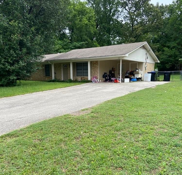 1st image of 513 Amber St