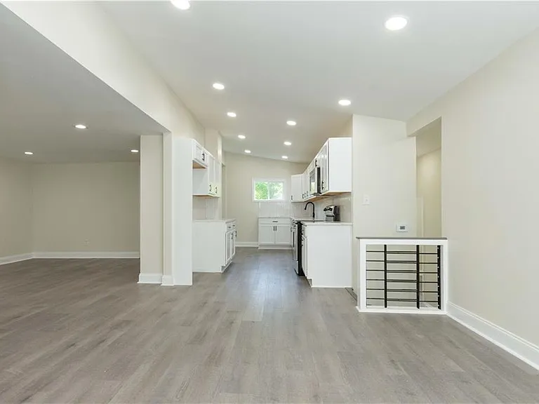 1645 Abner Ter NW — Photo 3
