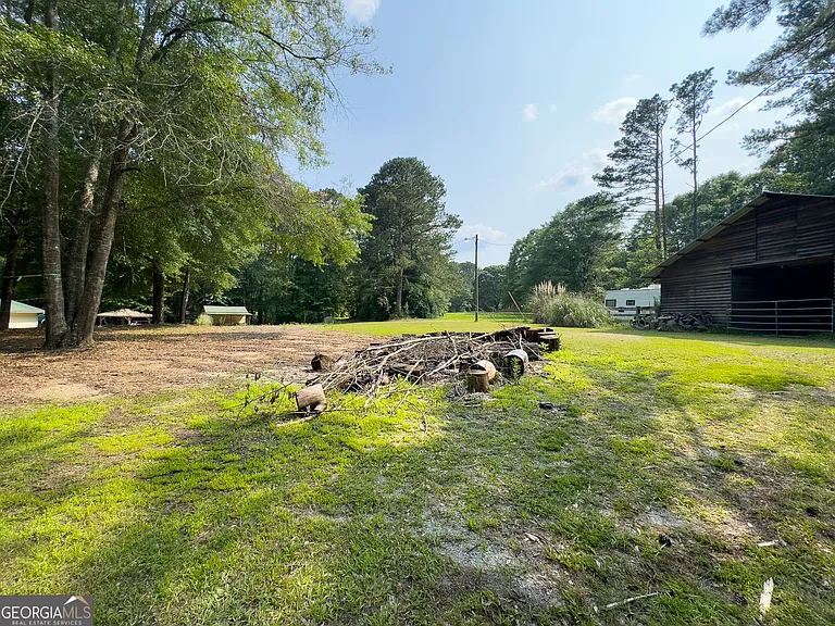 90 Howard Rd — Photo 14