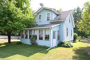 1st image of 554 Beach St