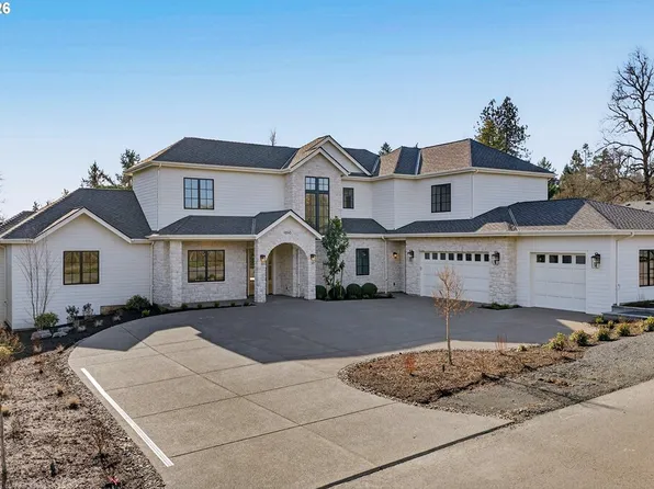 1050 Atwater Rd, Lake Oswego, OR 97034