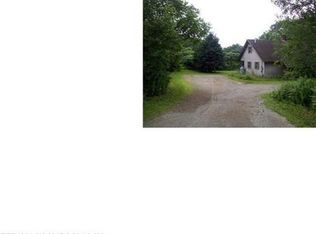 29 Apple Hill Ln, Winterport, ME 04496