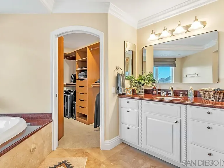 7564 Navigator Cir — Photo 10