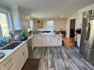 165 Wampum St, Plainville, MA 02762