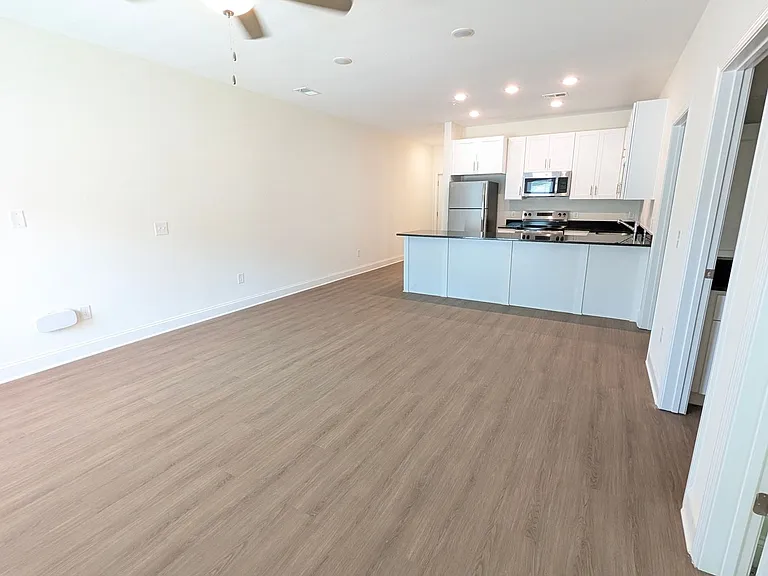 6801 West Apartments — Photo 43
