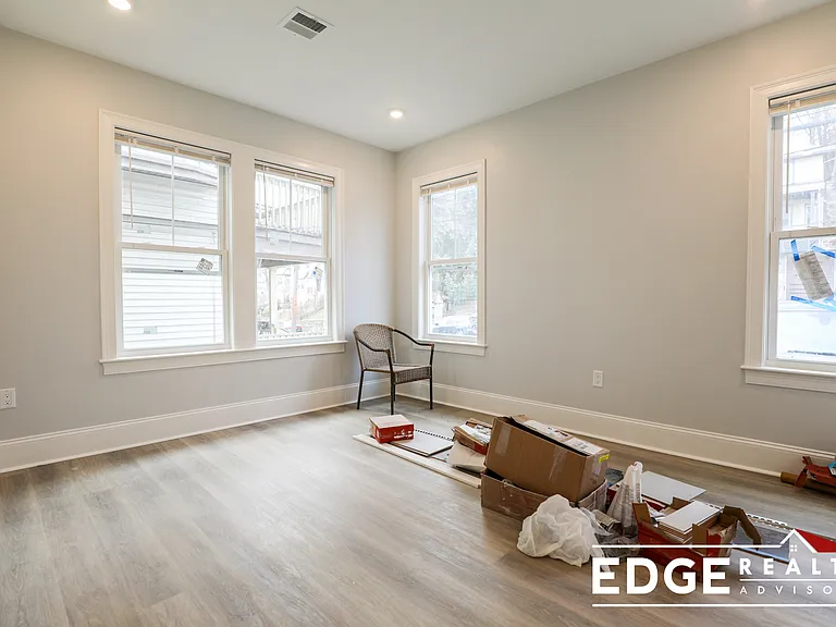 100 Brooks St #1A — Photo 4