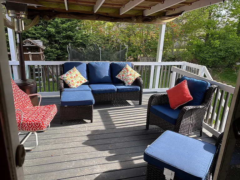 49 Montauk Rd — Photo 5