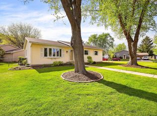 506 Spahn Cir, Sun Prairie, WI 53590
