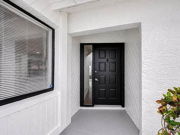 4th image of 16131 GARDENDALE DRIVE