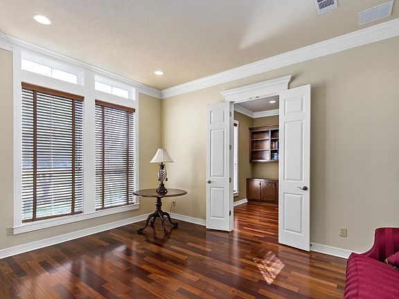 5th image of 4370 Christina Ct