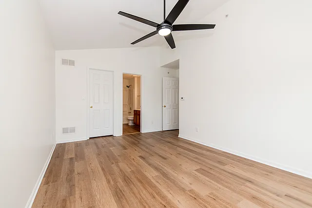 154 Bertram Dr #P — Photo 6