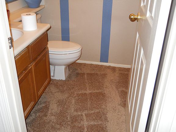 4th image of 41669 Valor Dr