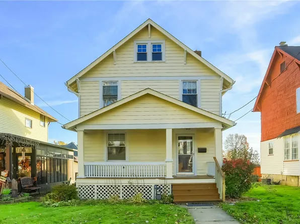 304 E Elizabeth St, New Castle, PA 16105