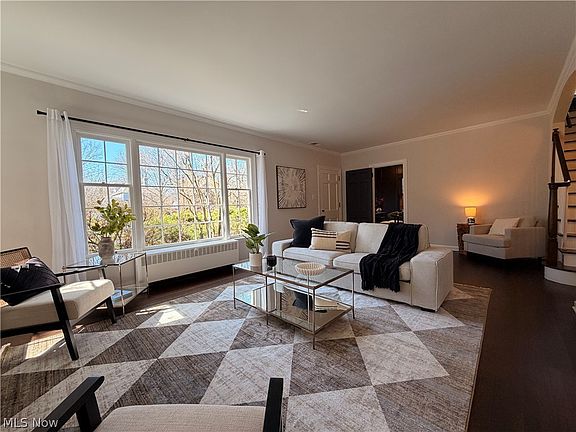 3rd image of 2563 Edgerton Rd